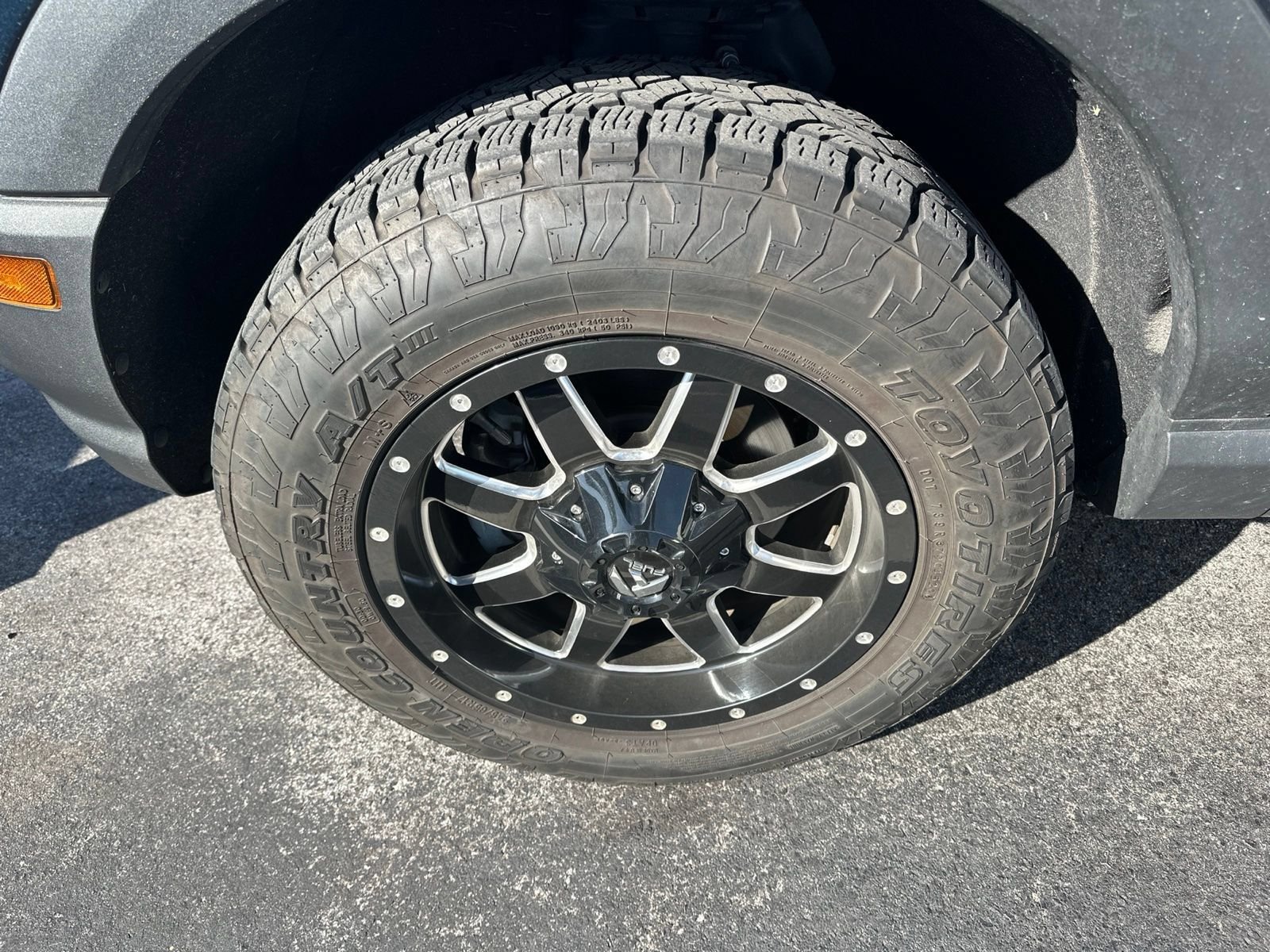 Used 2023 Blue Ford Badlands image 7