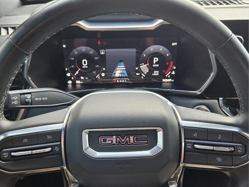 Used 2024 Summit White GMC 2WD CREW CAB ELEVATION image 30