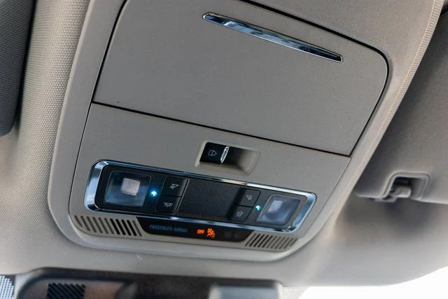 Used 2023  Ford Lariat image 31