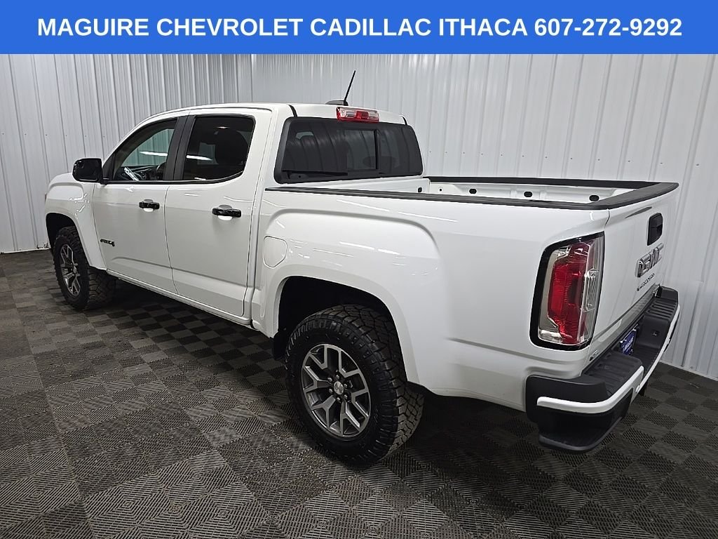 Used 2022 White GMC AT4 w/Leather image 9