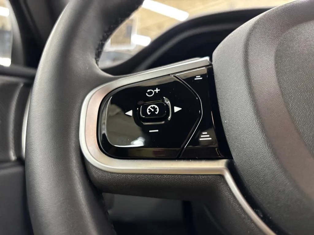 2025 Volvo XC60 Ultra - Photo 21