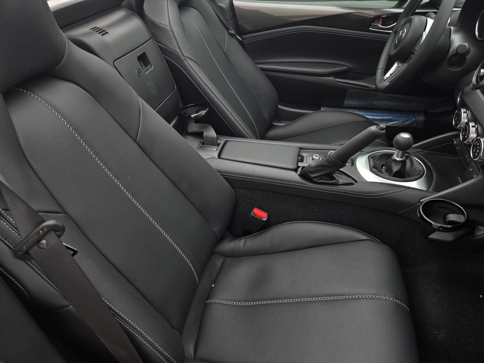 2026 Mazda MX-5 Miata RF Grand Touring - Photo 10