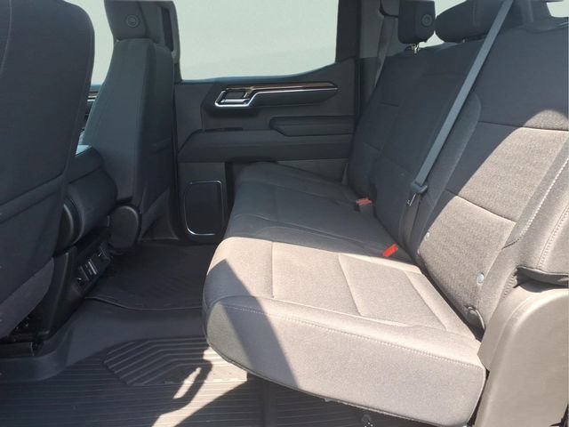 Used 2025 Cypress Gray Chevrolet LT image 18