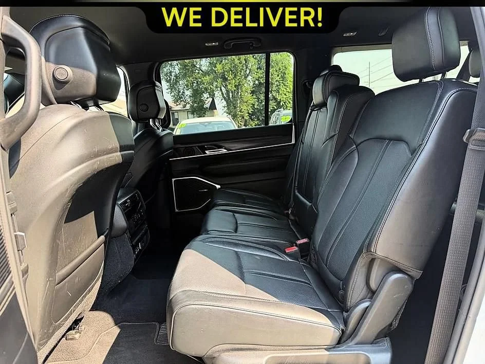 Used 2024 White Jeep Series II image 18