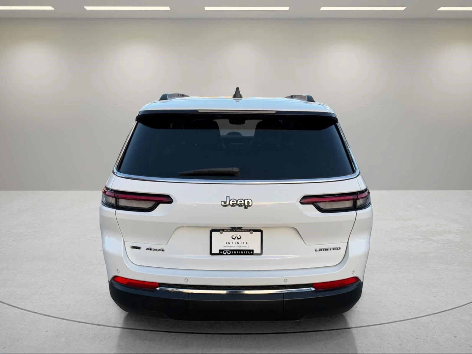 Used 2021 Bright White Clearcoat Jeep Limited image 4