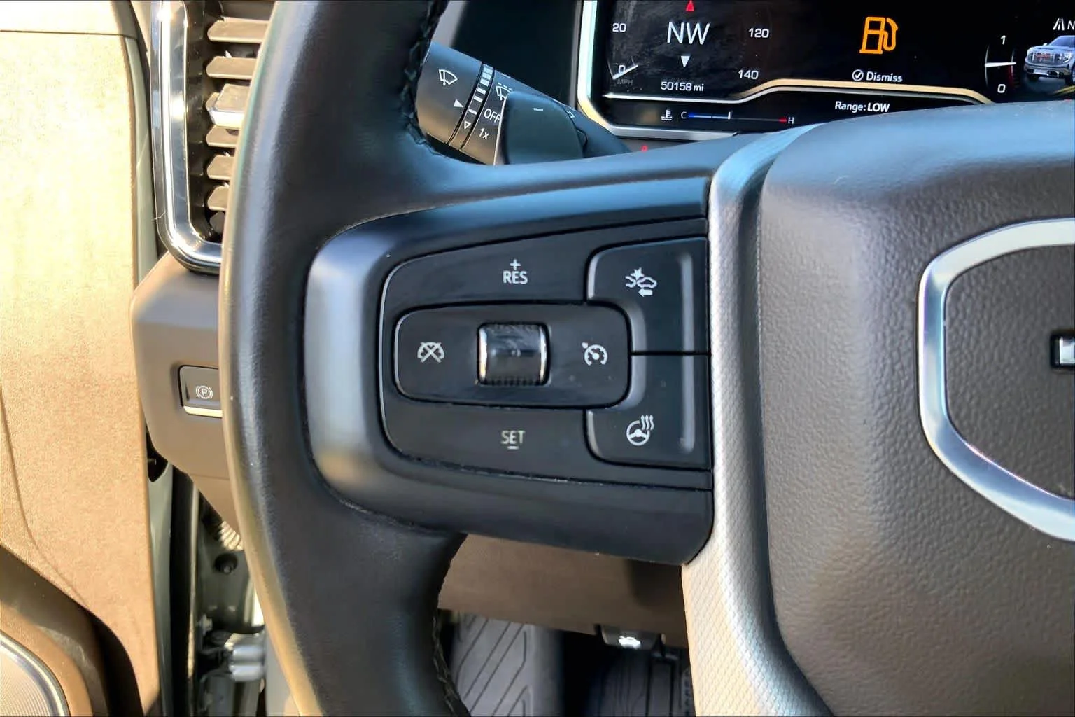 Used 2024 Sterling Metallic GMC Denali image 22