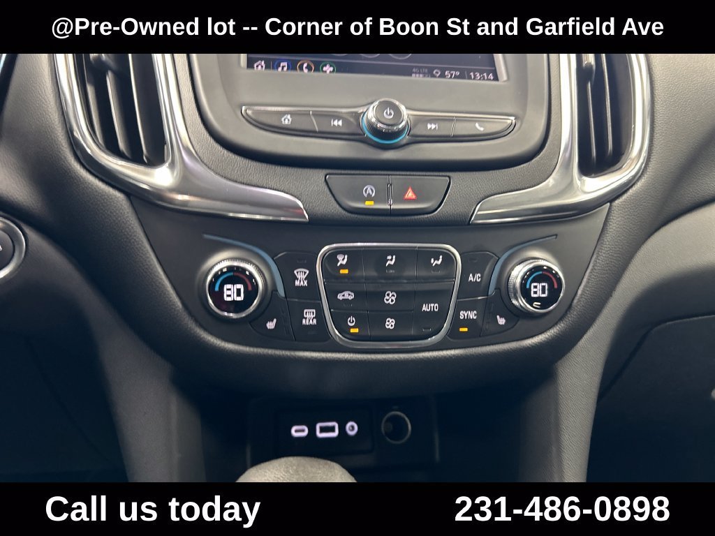 Used 2022 SILVER ICE METALLIC Chevrolet LT image 19