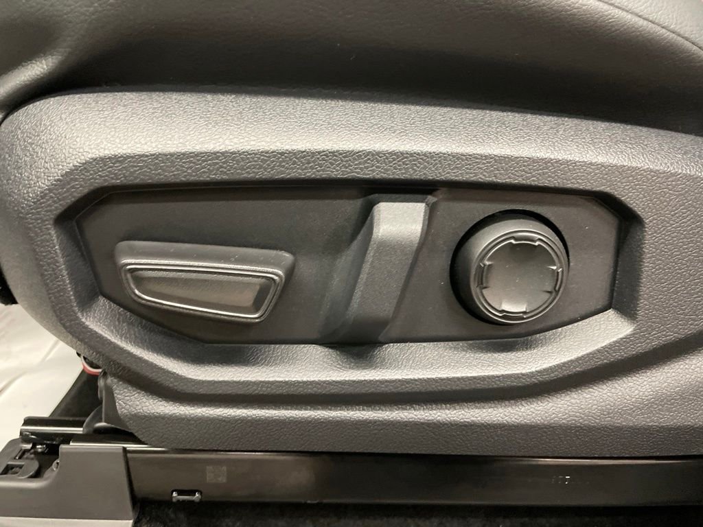 2026 Toyota Tacoma TRD Pro - Photo 13