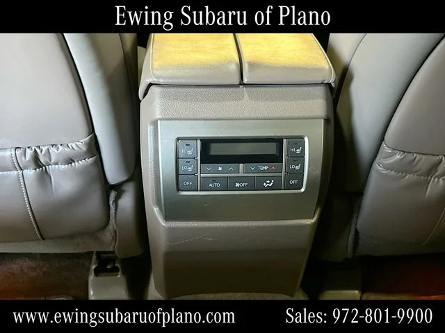 Used 2019 White Lexus 460 image 27