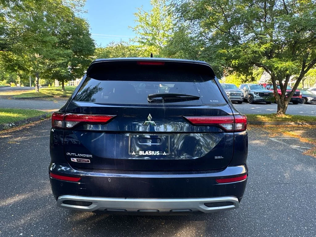 Certified Used 2024 Blue Mitsubishi SEL image 9