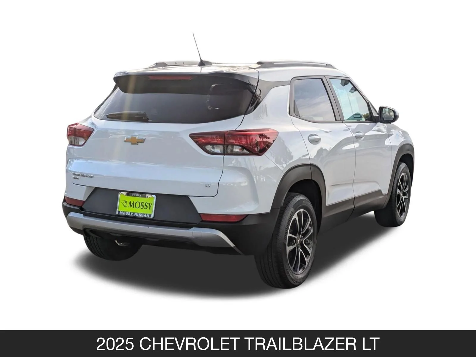 Used 2025 Summit White Chevrolet LT image 8