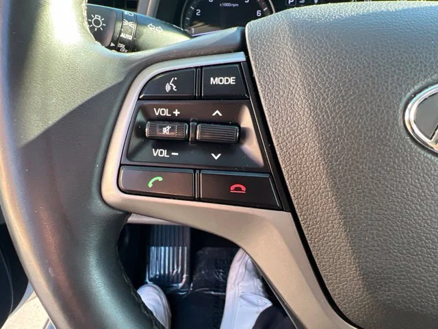 Used 2018 Silver Hyundai Value Edition image 14