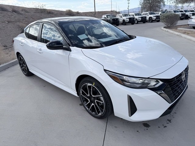 2025 Nissan Sentra SR photo 3