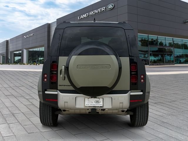 Certified Used 2025 Pangea Green Metallic Land Rover S image 4