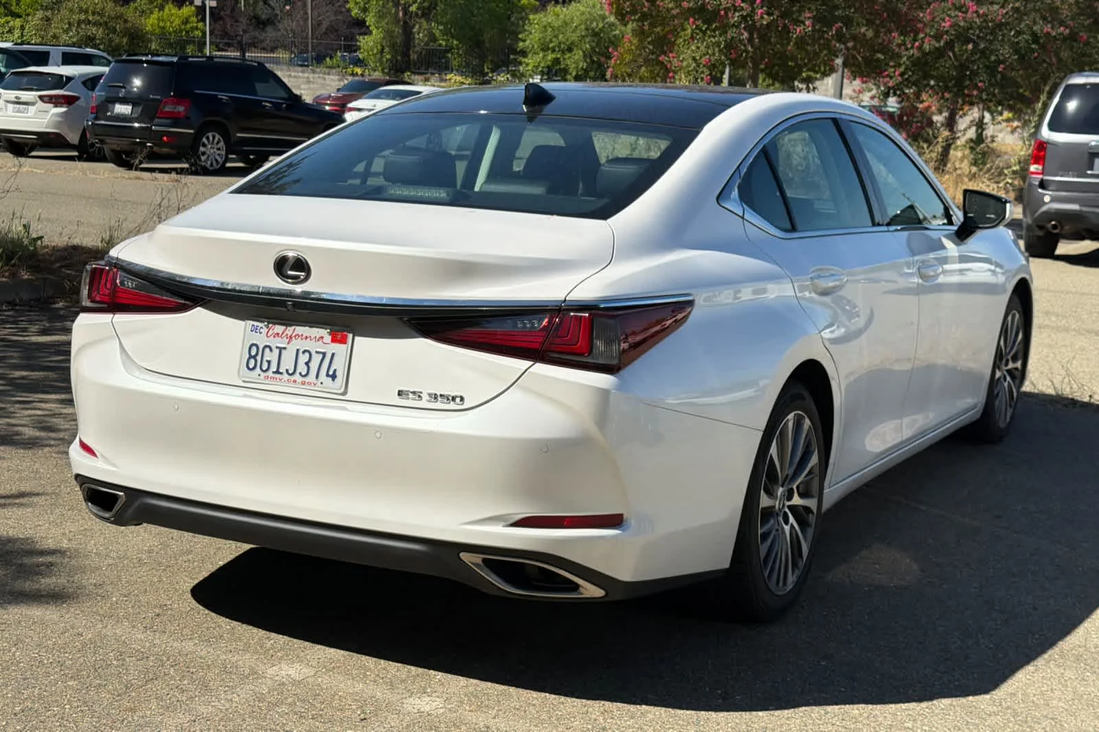 Used 2019 Eminent White Pearl Lexus  image 2