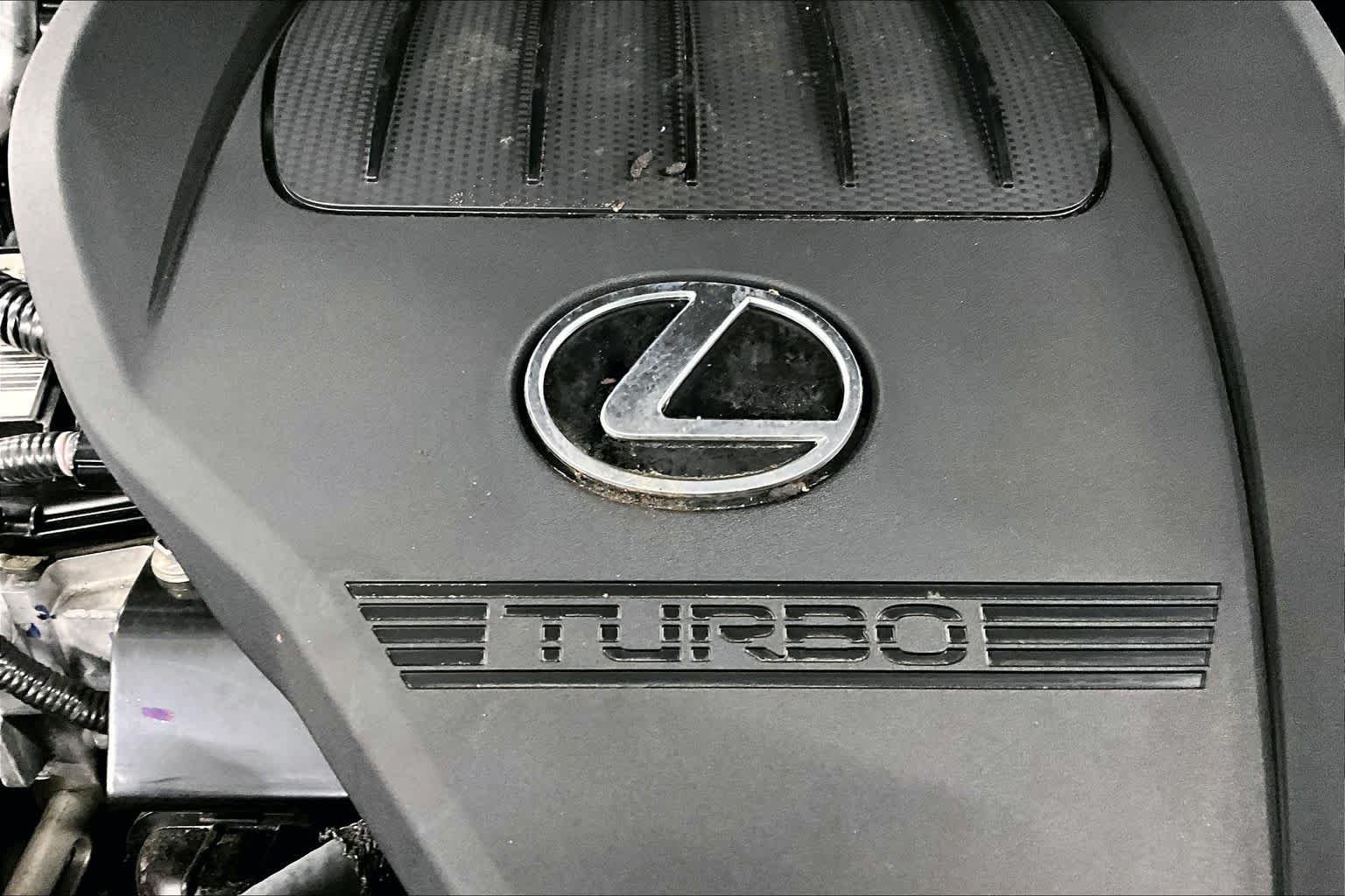 Certified Used 2024 Wind Chill Pearl Lexus Premium image 32