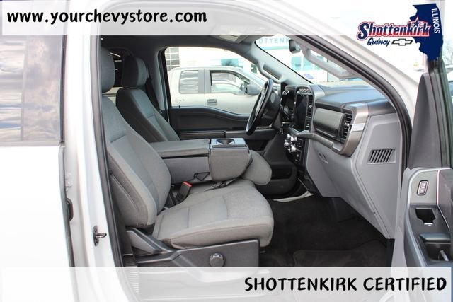 Used 2024 Gray Ford XLT image 16