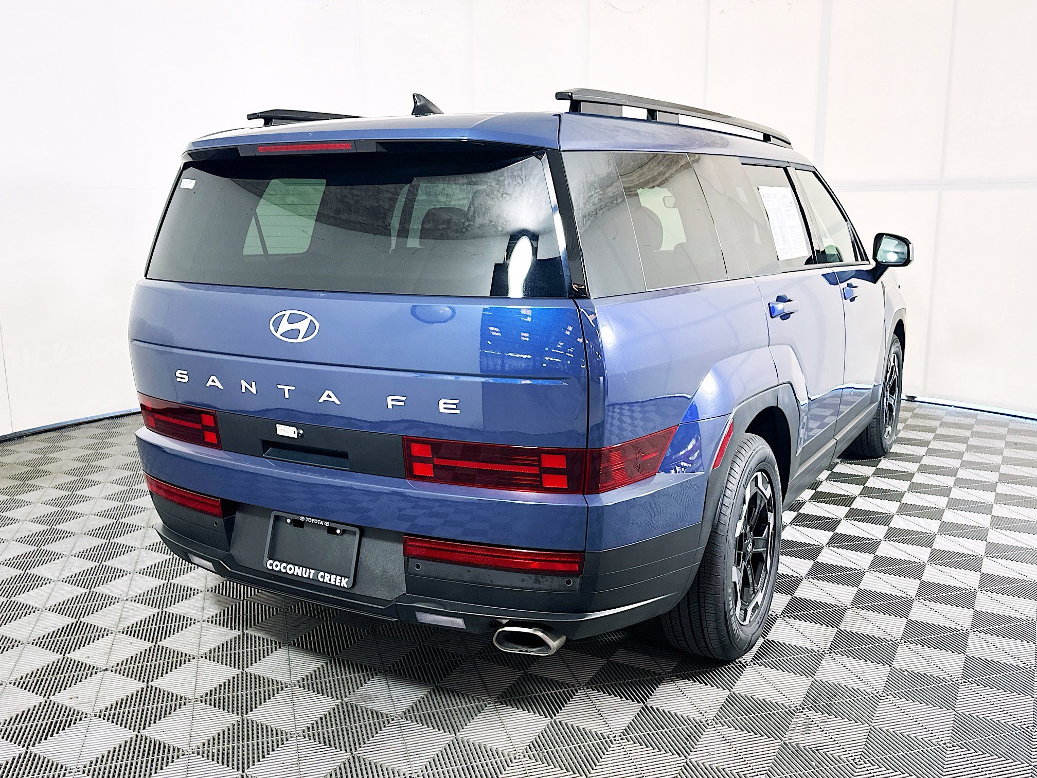 Used 2025 Atlantis Blue Hyundai SEL image 3