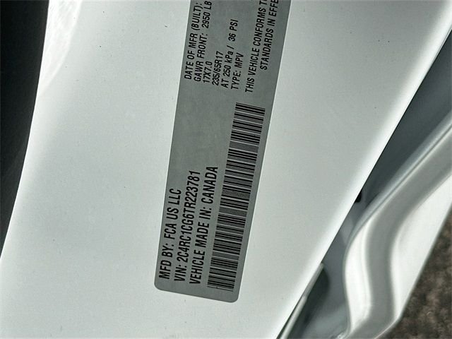 New 2026 Bright White Clear-Coat Exterior Paint Chrysler LX image 20