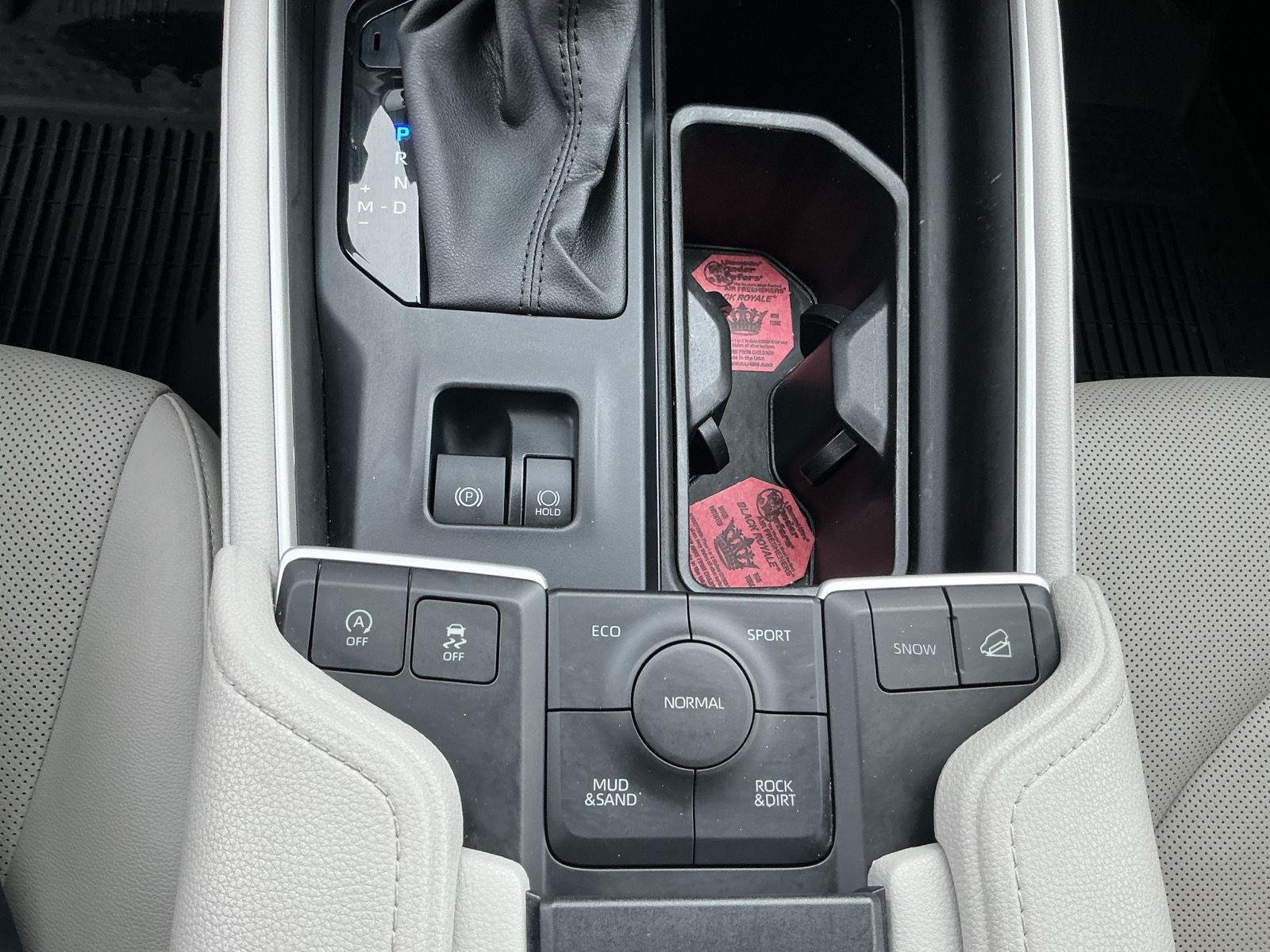 Certified Used 2024 Wind Chill Pearl Toyota Limited image 14
