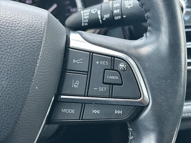 2021 Toyota Highlander XLE - Photo 29