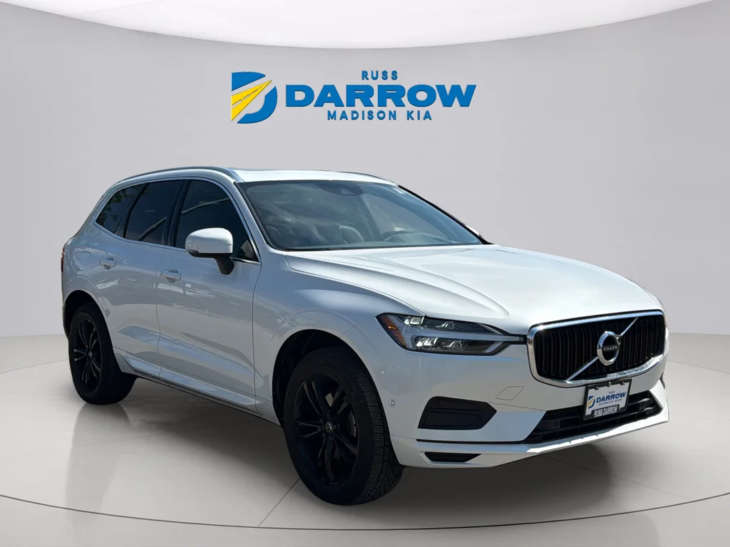Used 2019 Crystal White Pearl Volvo T5 Momentum image 7