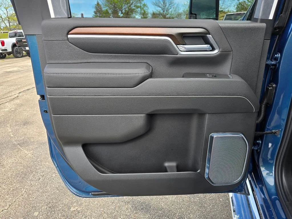 2026 GMC Sierra 2500HD Denali - Photo 25