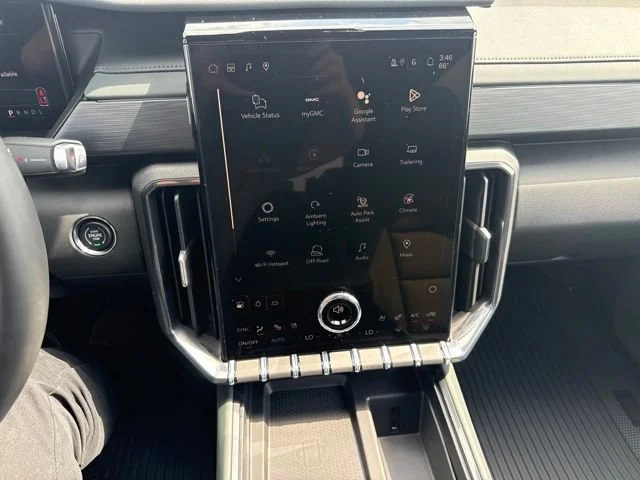 2026 GMC Acadia AT4 - Photo 30