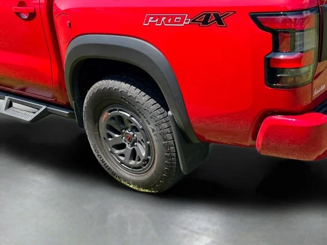 Used 2025 Red Nissan PRO-4X image 20