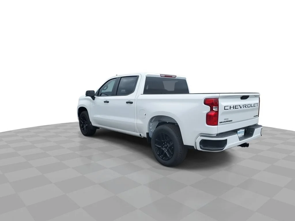 New 2026 Summit White Chevrolet Custom image 6