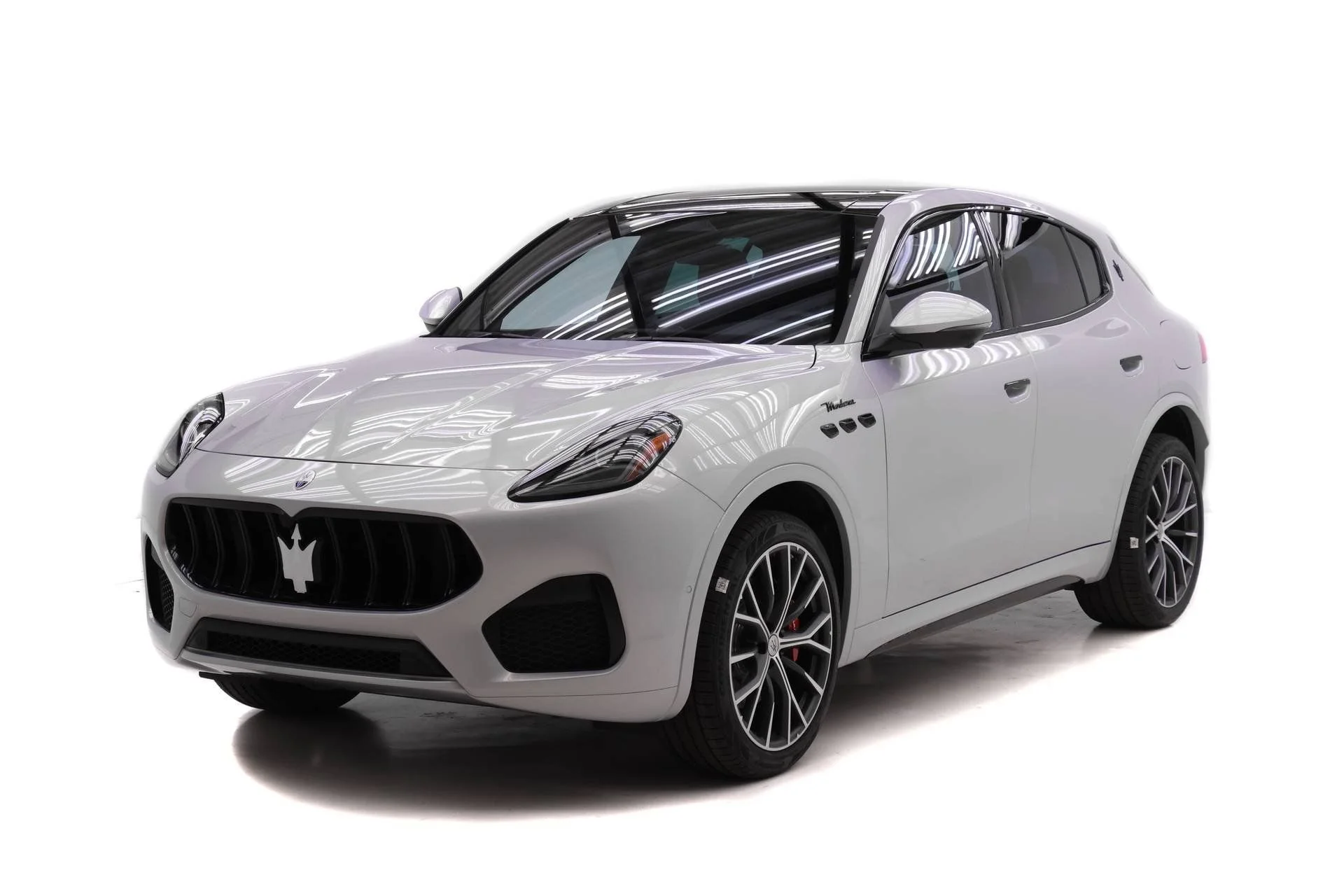 2026 Maserati Grecale Modena V6's photo