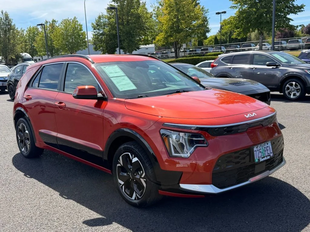 Used 2023 Kia Niro Wind with VIN KNDCR3L13P5035220 for sale in Gresham, OR