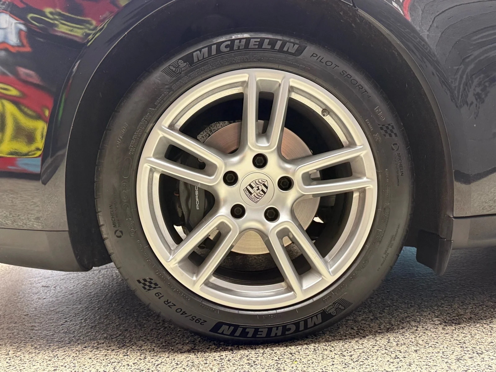 Used 2018 Black (a1) Porsche 4 image 33
