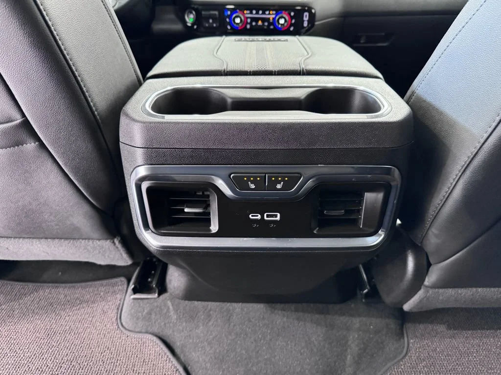 2025 Chevrolet Silverado 2500HD High Country - Photo 29