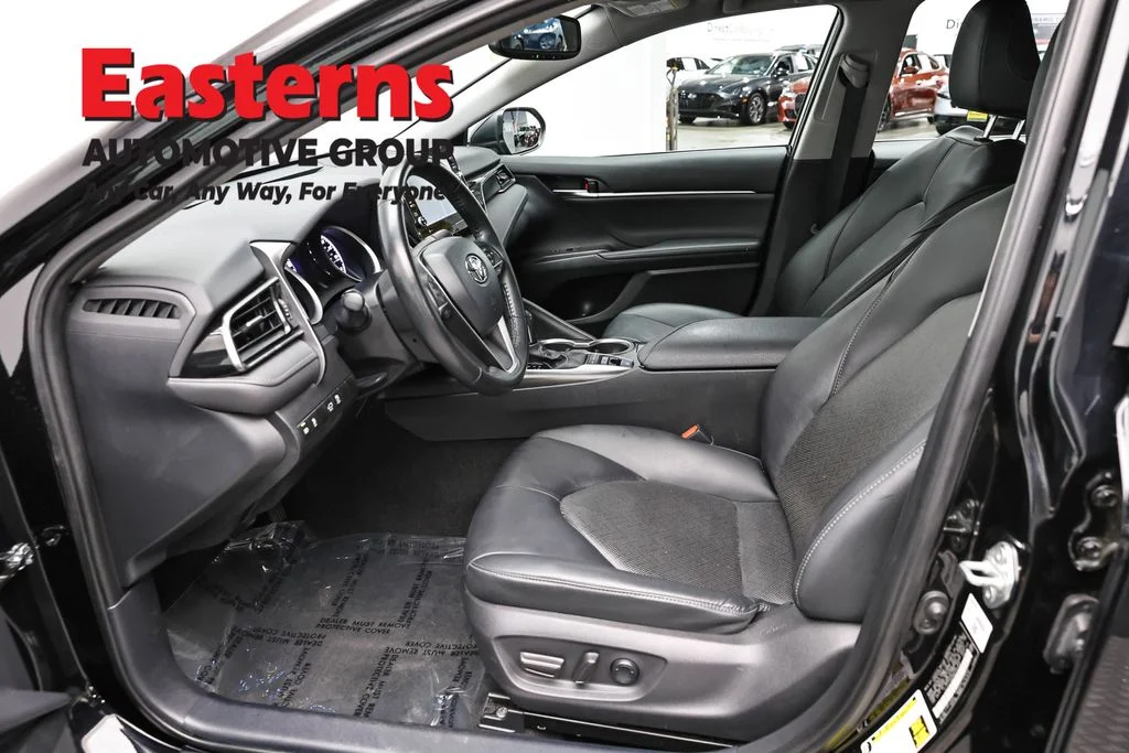 Used 2022 Black Toyota XLE image 14