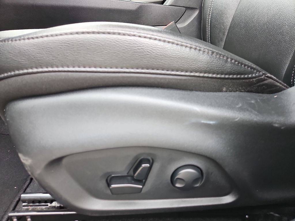 2025 Jeep Compass Limited - Photo 14