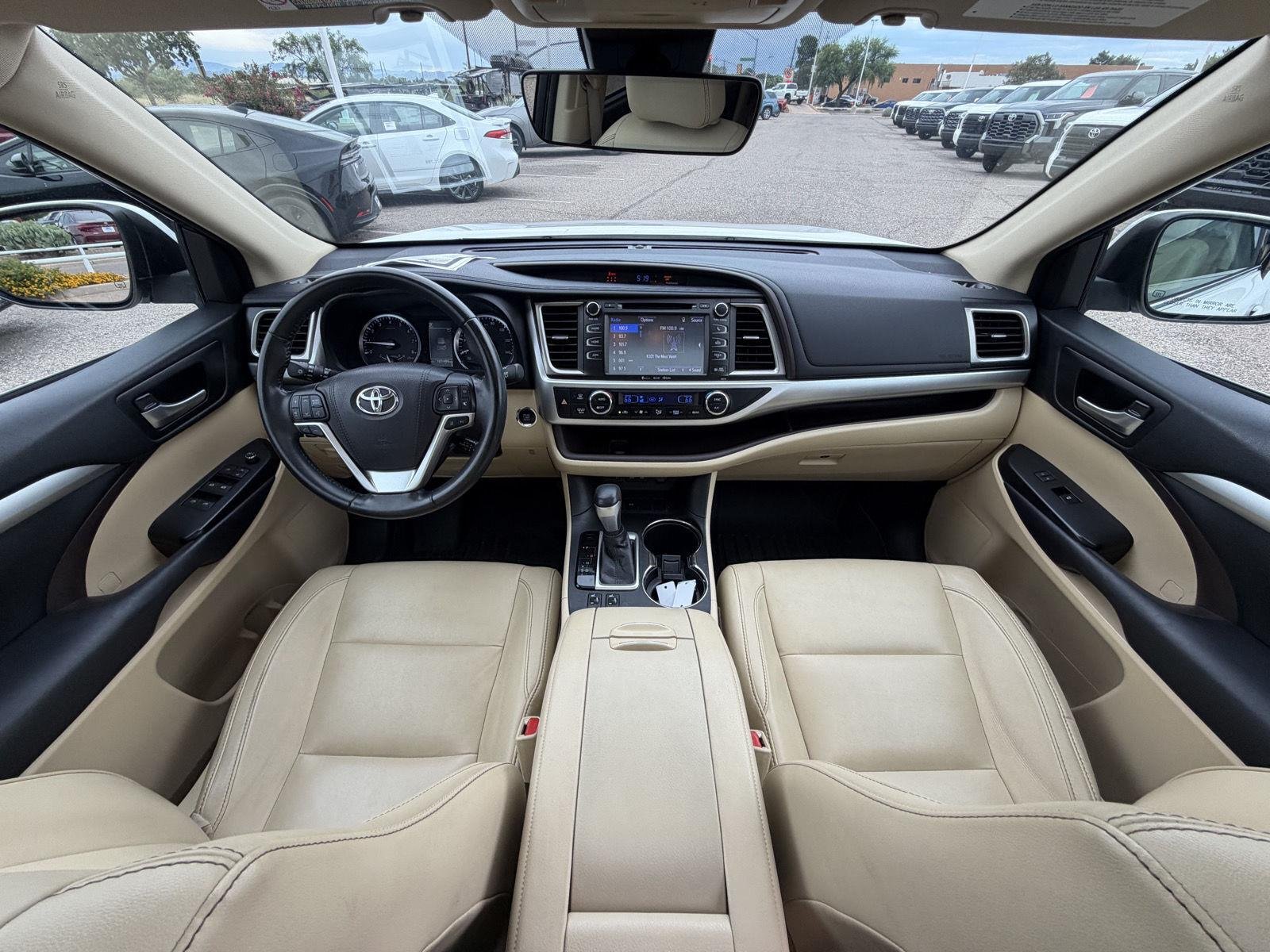 Used 2017 Blizzard Pearl Toyota XLE image 23