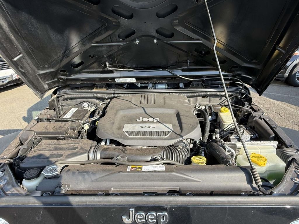 Used 2014 Black Jeep Sport image 12