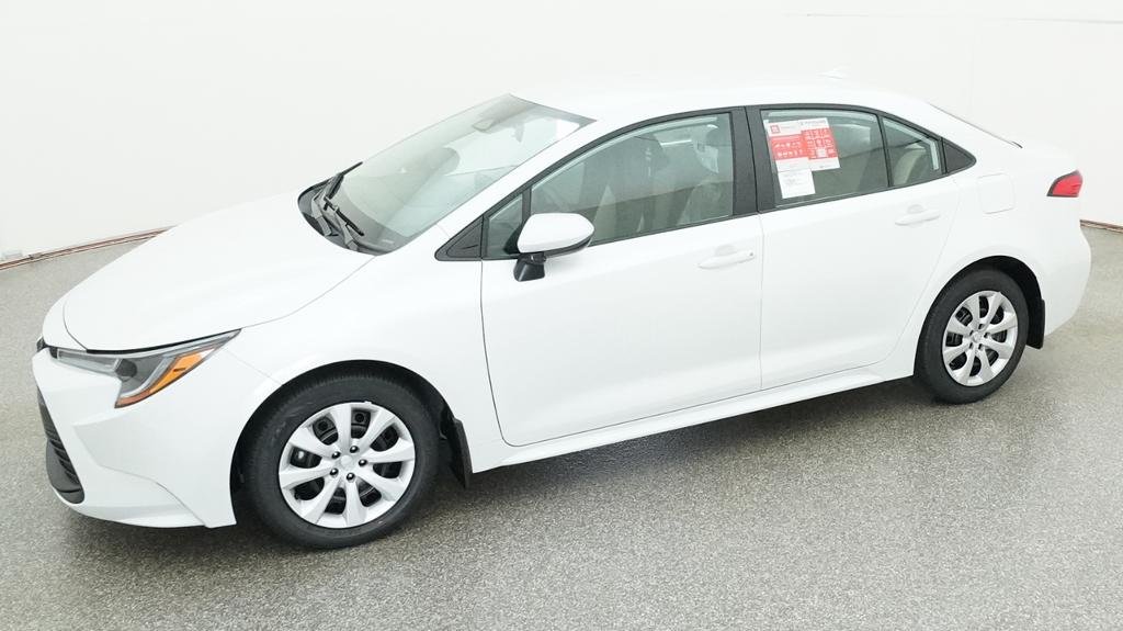New 2026 Wind Chill Pearl Toyota LE image 5