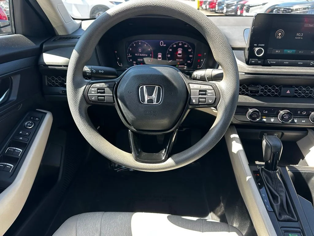 Used 2023 Red Honda LX image 19