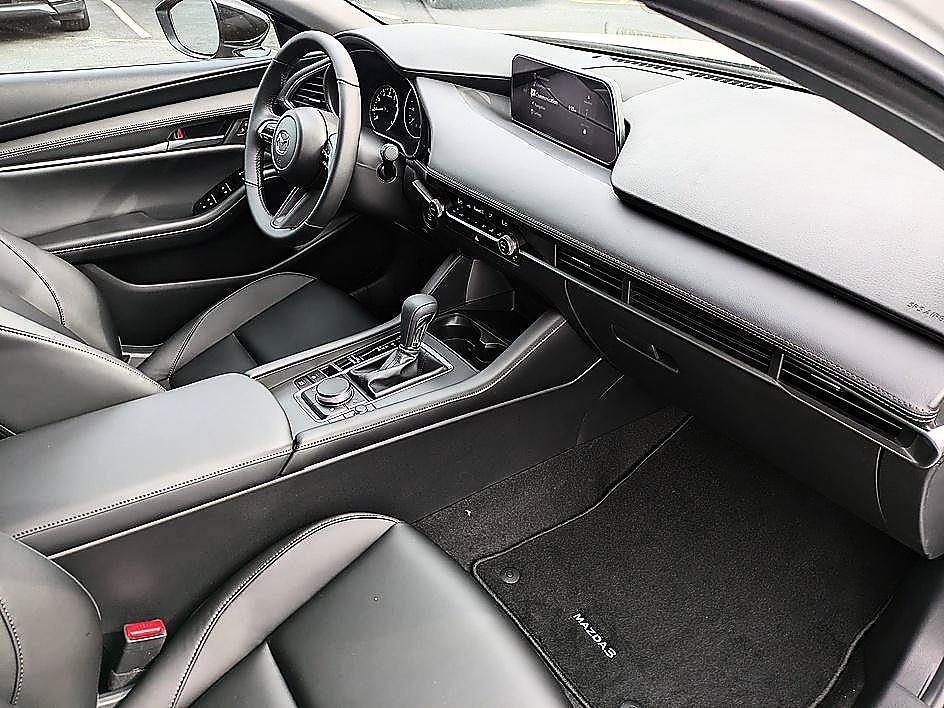 2026 Mazda Mazda3 Premium - Photo 31