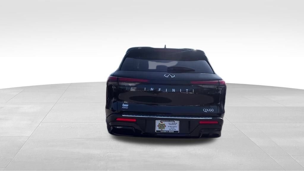 Used 2023 Black INFINITI LUXE image 22