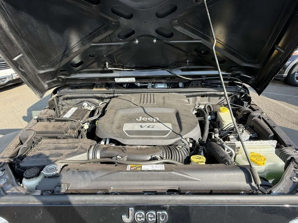 Used 2014 Black Jeep Sport image 12