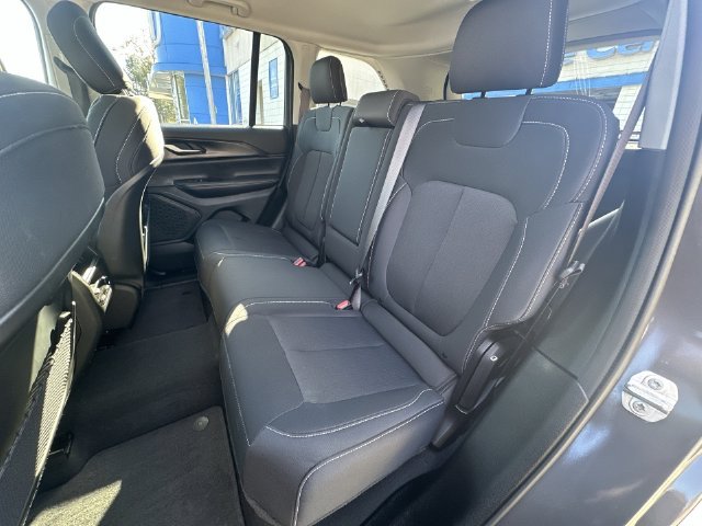Used 2023 Gray Jeep Laredo image 32