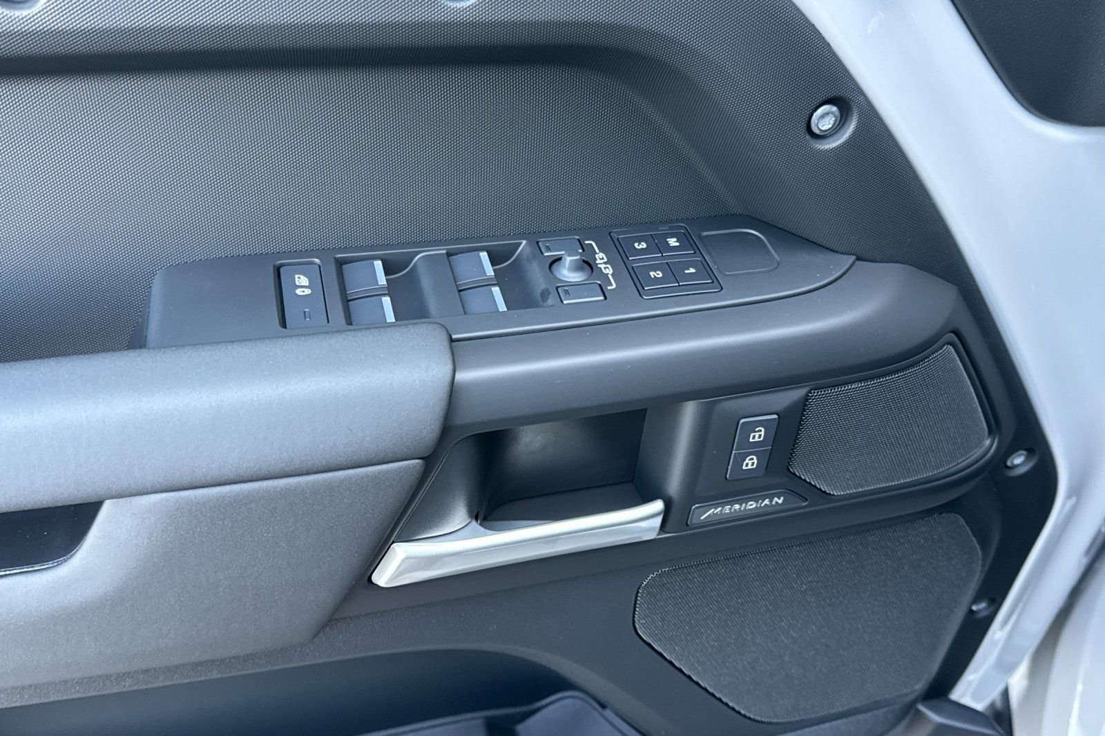 New 2026 Borasco Grey Land Rover S image 10