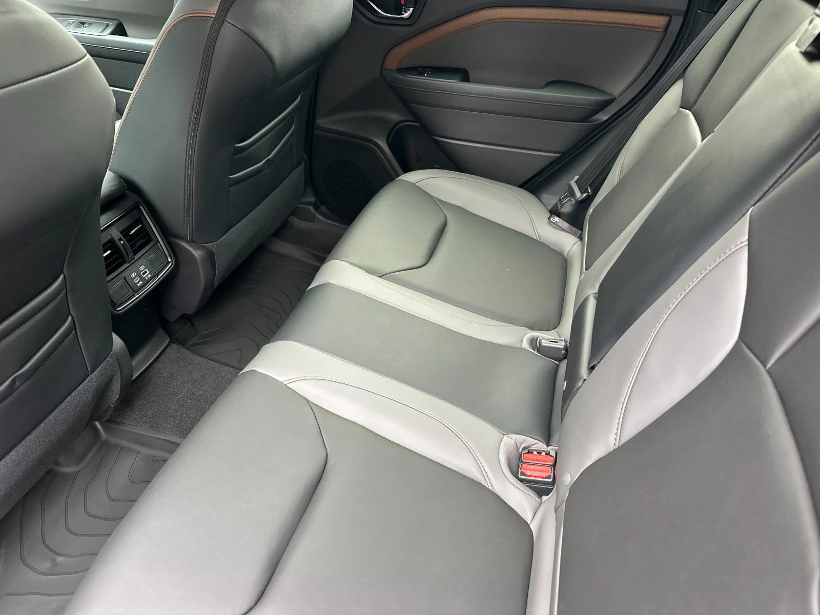 2026 Subaru Forester Sport - Photo 12