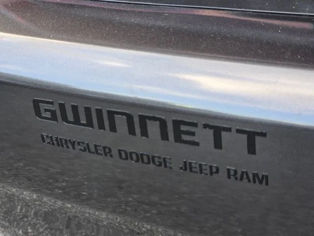 Used 2023 Gray Dodge SXT image 31
