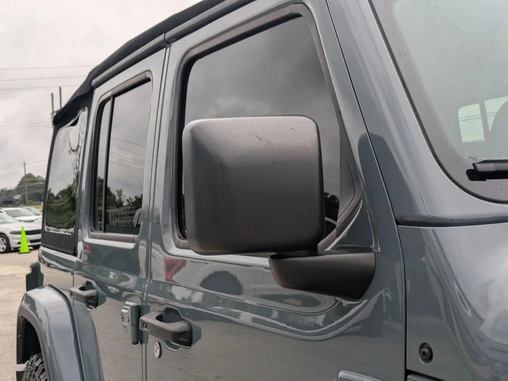 Used 2024 Gray Jeep Sahara image 12