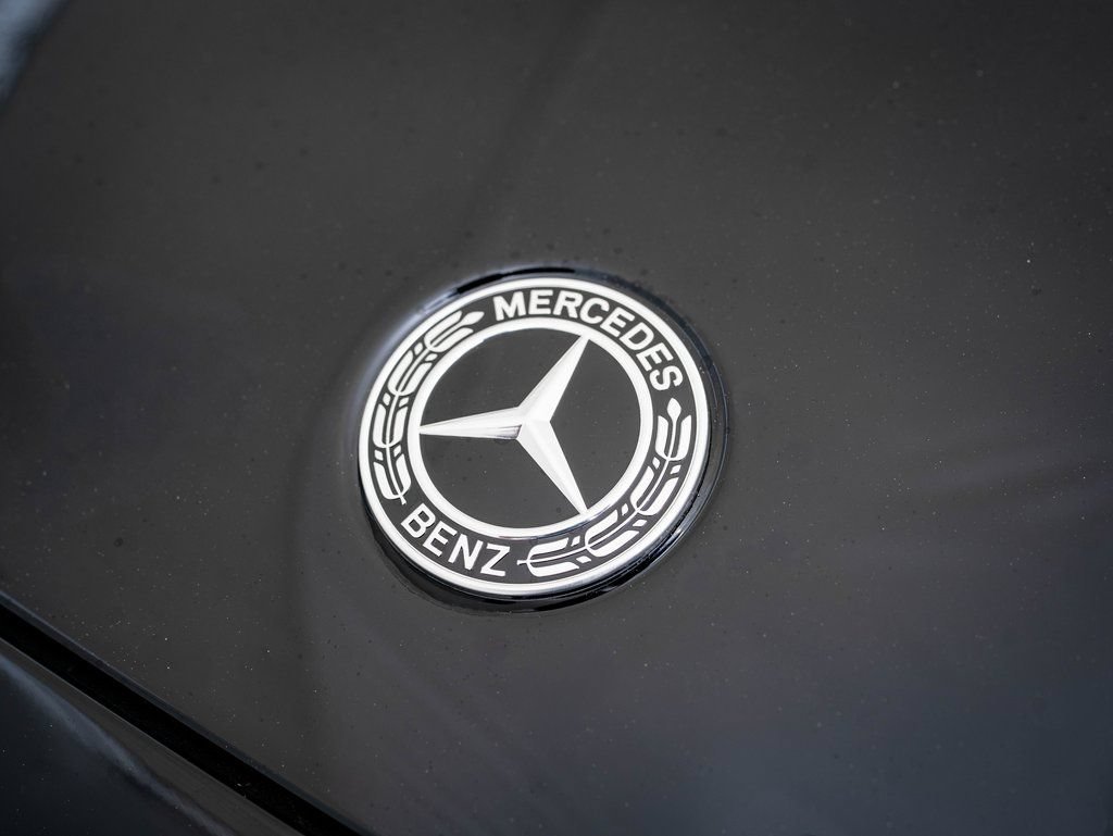 New 2026 Night Black Mercedes-Benz GLA 250 image 4
