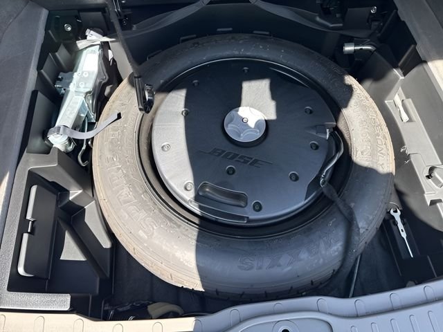 Used 2017 Black INFINITI Base image 27
